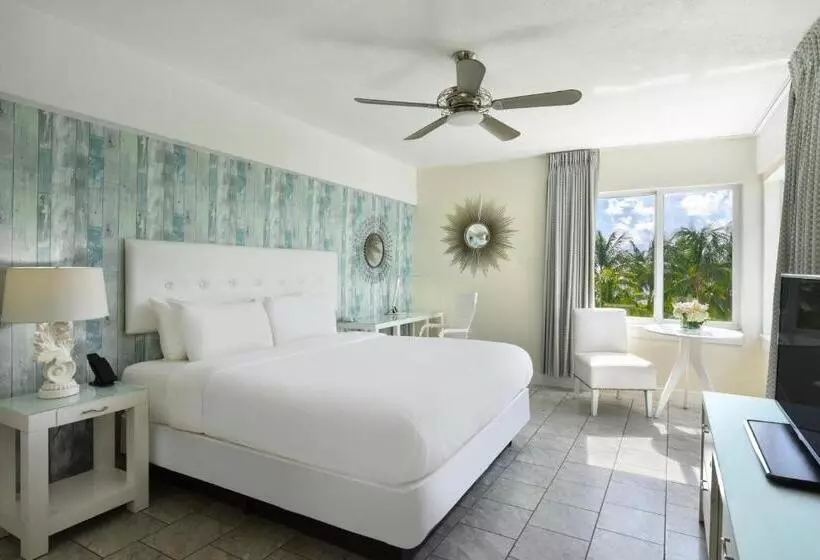 اتاق استاندارد با تخت بزرگ, Beacon South Beach
