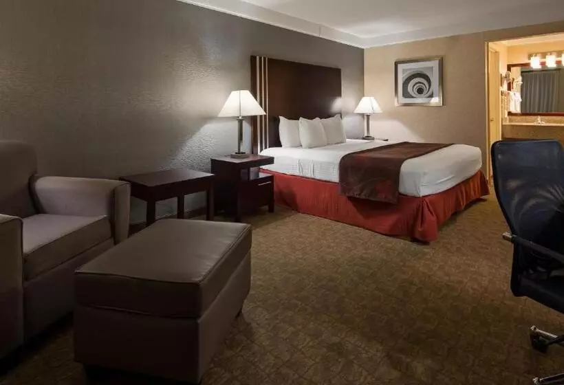 身障者適用キングサイズベッドルーム, Days Inn By Wyndham Columbia Kentucky