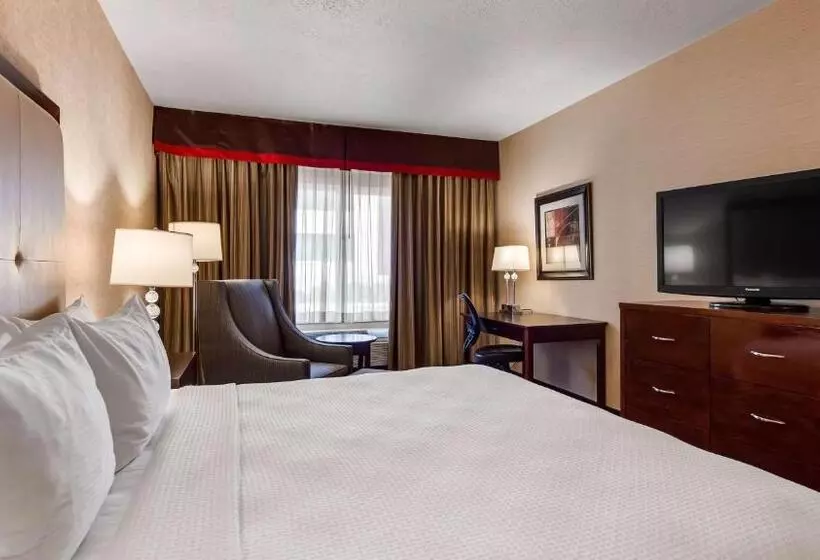 اتاق استاندارد با تخت بزرگ برای معلولان, Best Western Plus Abbey Inn