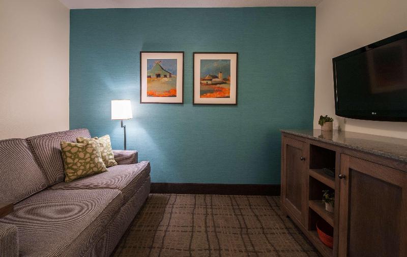 جناح إدارى سرير كينج, Best Western Plus University Park Inn & Suites