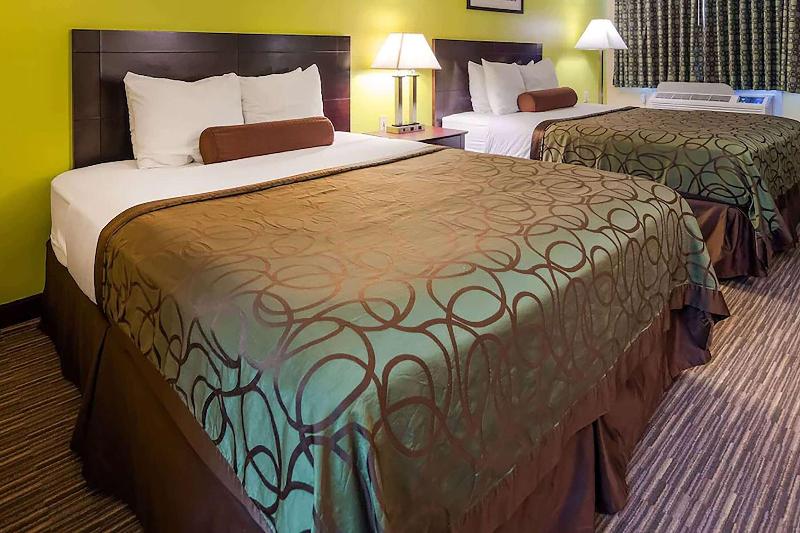 غرفة قياسية سرير ملكى لذوى الإحتياجات الخاصة, Days Inn By Wyndham Round Rock