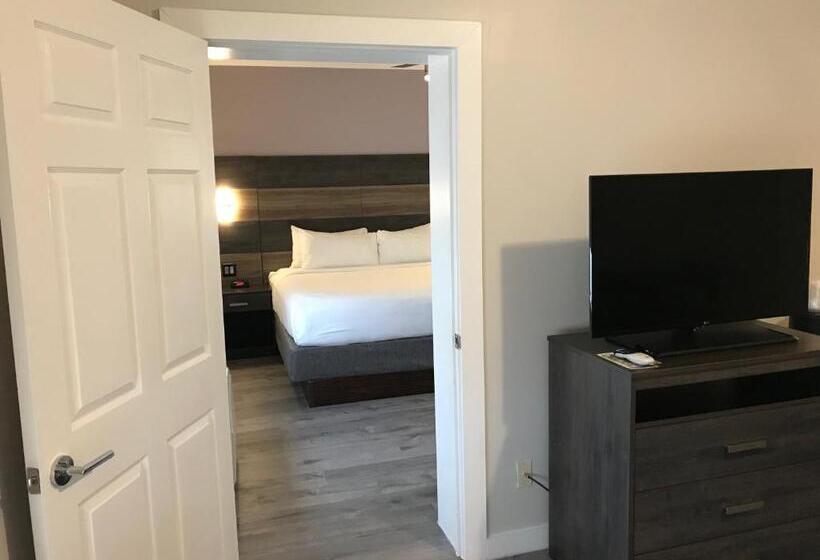 מיטת קינג בסוויטה, Hom, A Trademark Collection