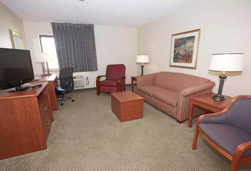 キングサイズベッドのスイートルーム, La Quinta Inn By Wyndham Detroit Southgate