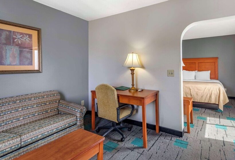 سوییت, Quality Inn & Suites