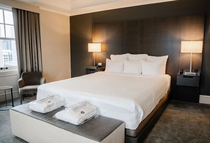 סטודיו סטנדרט, מיטה זוגית, The Benson Portland, Curio Collection By Hilton