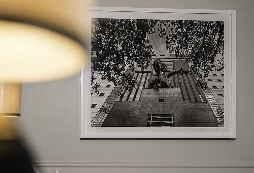 חדר סטנדרט עם מיטת קווין, The Benson Portland, Curio Collection By Hilton