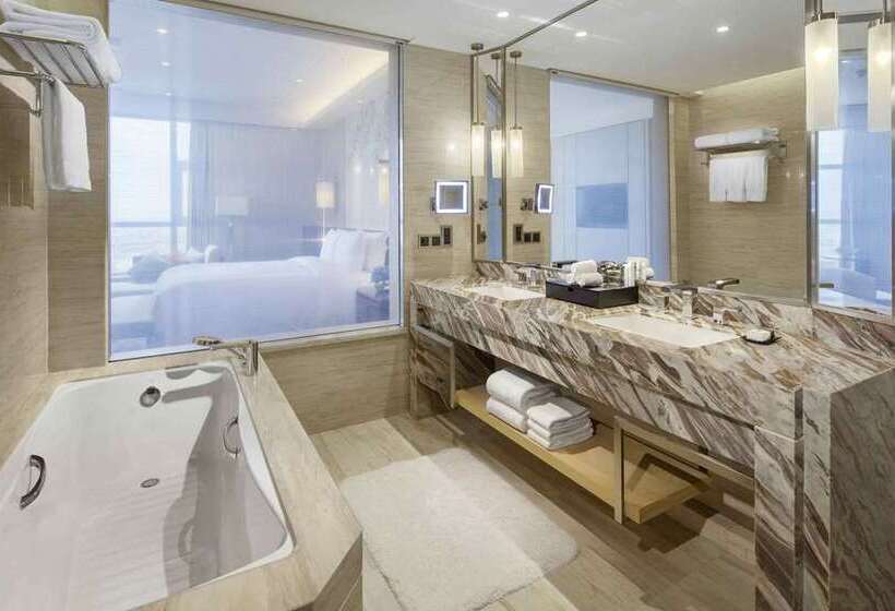 חדר סטנדרט עם מיטת קינג, The Benson Portland, Curio Collection By Hilton