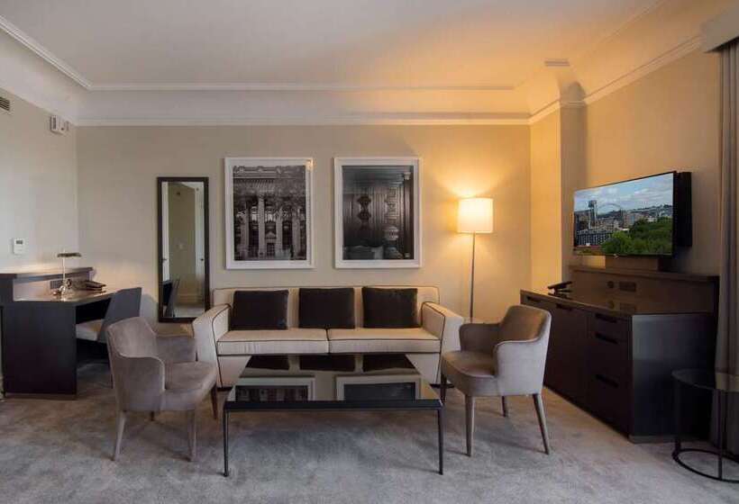 סטודיו סטנדרט, מיטה זוגית, The Benson Portland, Curio Collection By Hilton