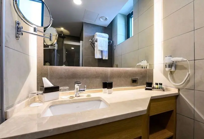 デラックスルーム, La Quinta By Wyndham Istanbul Gunesli