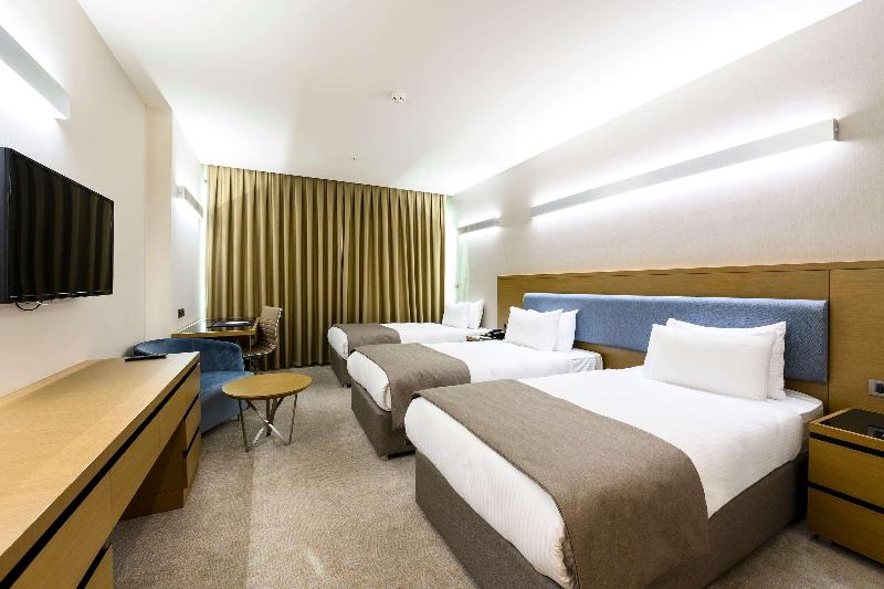 デラックストリプルルーム, La Quinta By Wyndham Istanbul Gunesli