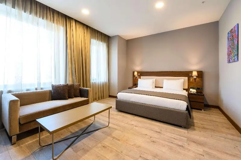 キングサイズベッドのジュニアスイート, La Quinta By Wyndham Istanbul Gunesli