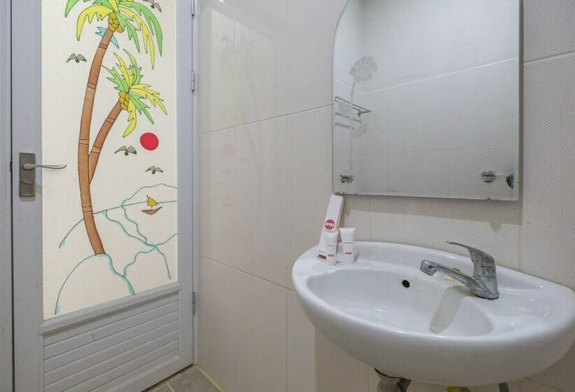 スタンダードルーム, Oyo 1527 Barkah