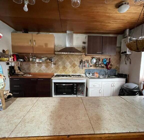 スタンダードルーム, Pua Vaenga