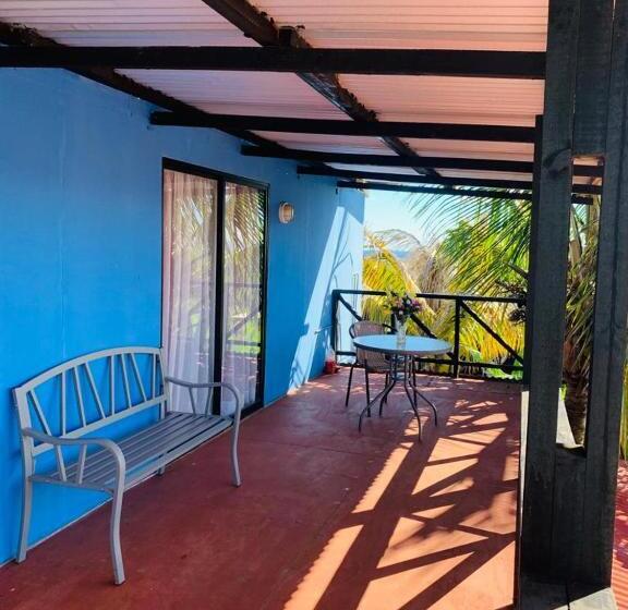 バス共有のスタンダードルーム, Pua Vaenga