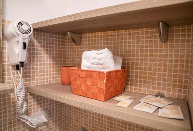 四人标准间, B&b La Rosa Dei Venti