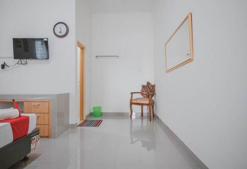 标准间, Reddoorz Syariah Near Pahoman Stadium Lampung