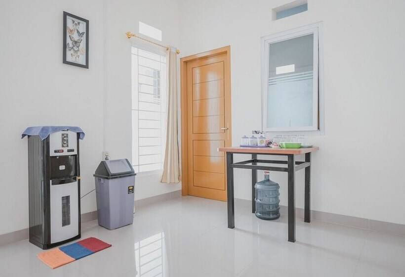 标准间, Reddoorz Syariah Near Pahoman Stadium Lampung