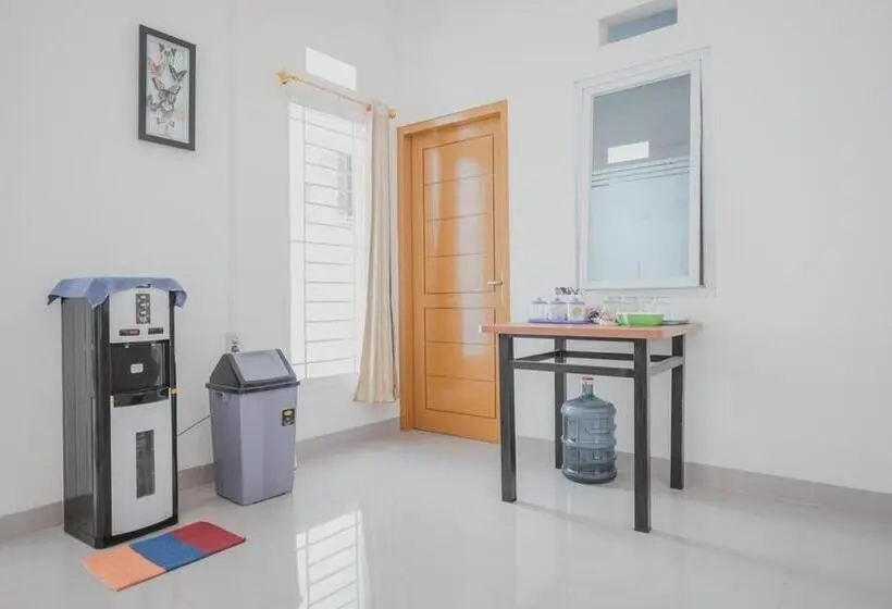 スタンダードルーム, Reddoorz Syariah Near Pahoman Stadium Lampung