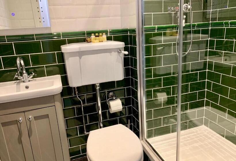 标准间, The Royal