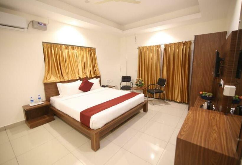 带大床的高级房间, Hm Resort