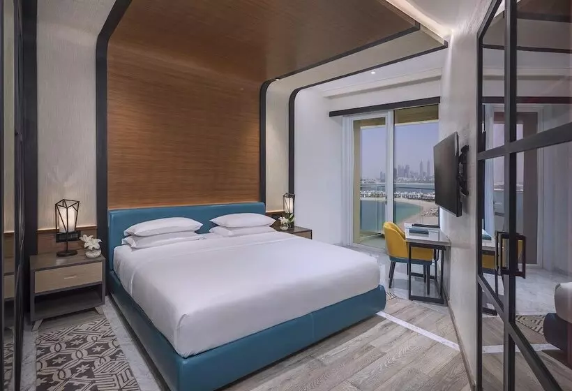 Junior Suite with Balcony