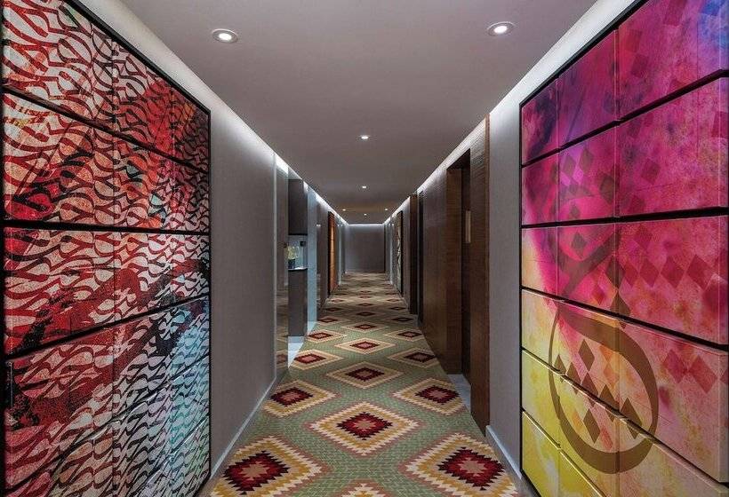 Deluxe Suite Sea View, Andaz Dubai The Palm