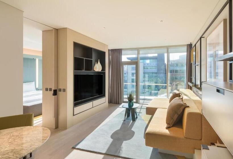 Люкс Deluxe Кровать Кинг, Andaz Seoul Gangnam, By Hyatt
