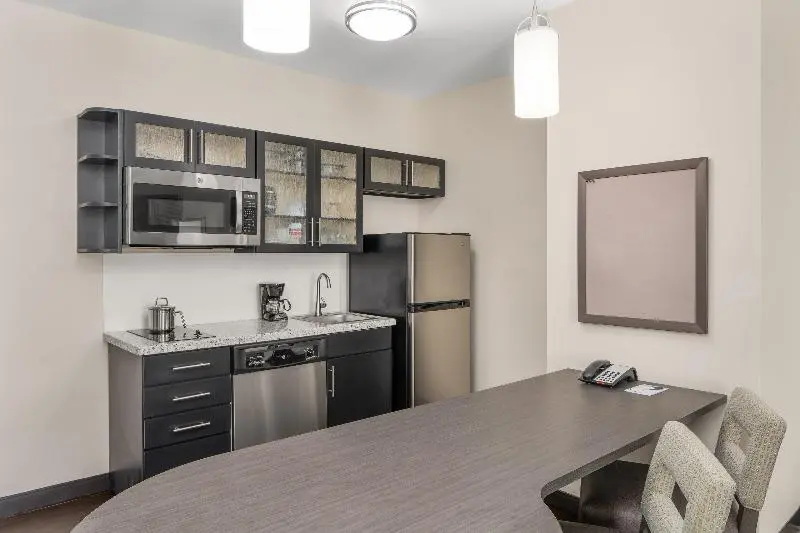 キングサイズベッドのスイートルーム, Candlewood Suites Newnan Atlanta Sw, An Ihg