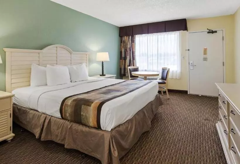 キングサイズベッドのスタンダードルーム, Best Western Gateway To The Keys   Florida City, Homestead, Everglades