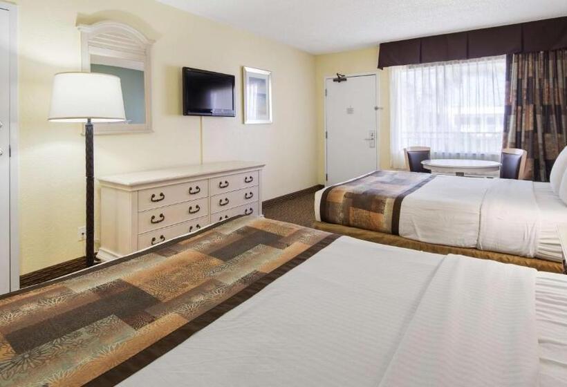 Номер Стандарт Вид на Бассейн, Best Western Gateway To The Keys   Florida City, Homestead, Everglades