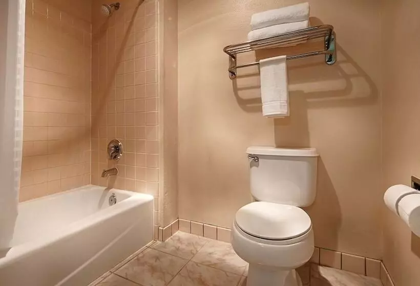 سوییت, Best Western John Jay Inn