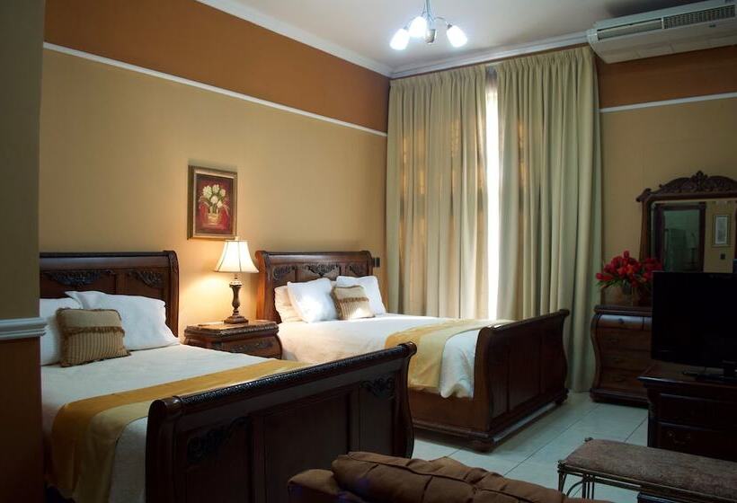 اتاق لوکس, Del Real Bed & Breakfast