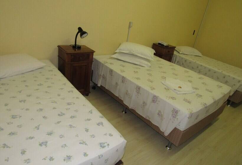 スタンダード4人部屋, Mosteiro São José