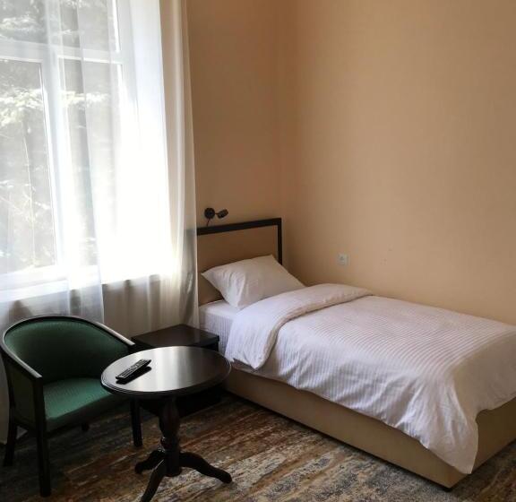 اتاق استاندارد یک نفره, Vanadzor Armenia