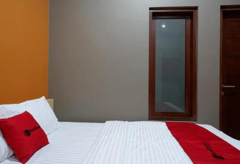 スタンダードルーム, Reddoorz Syariah Near Stasiun Tegal