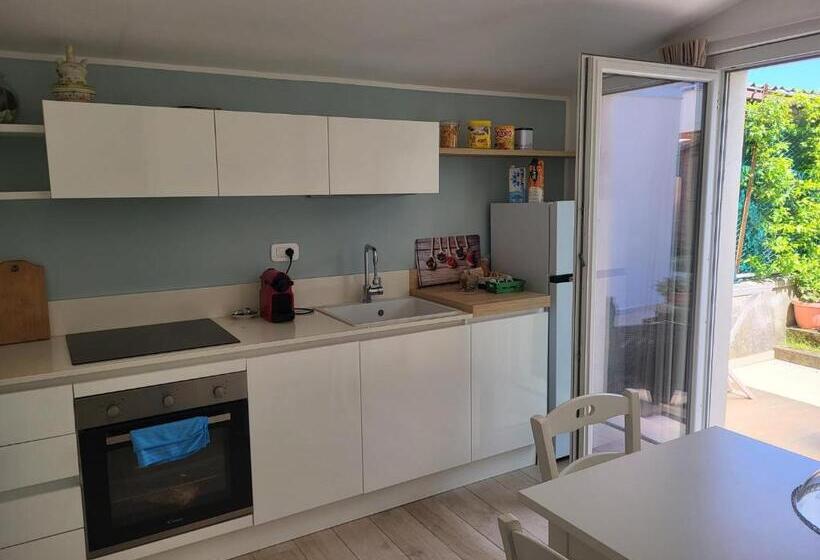 סטודיו משפחתי, Gli Oleandri