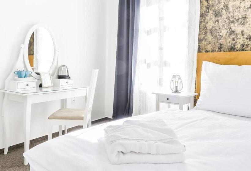 Deluxe Szoba, Bluebell