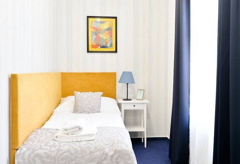 Standard Egyágyas Szoba, Bluebell