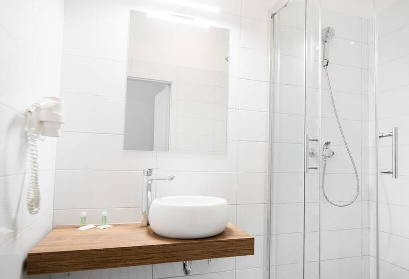 Deluxe Szoba, Bluebell