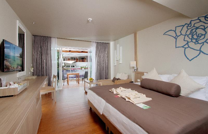 جناح, Holiday Inn Express & Suites   Dalton   Walnut Ave, An Ihg