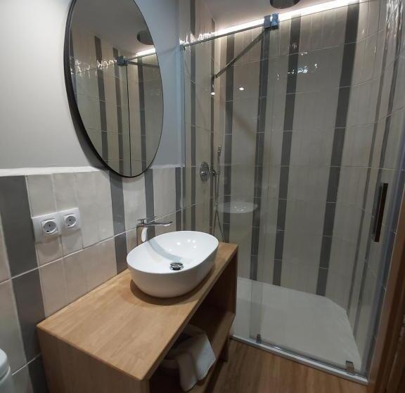 デラックスルーム, Habital Suites