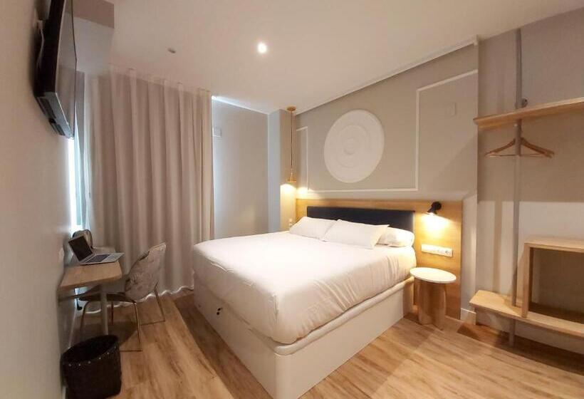 חדר דלוקס, Habital Suites