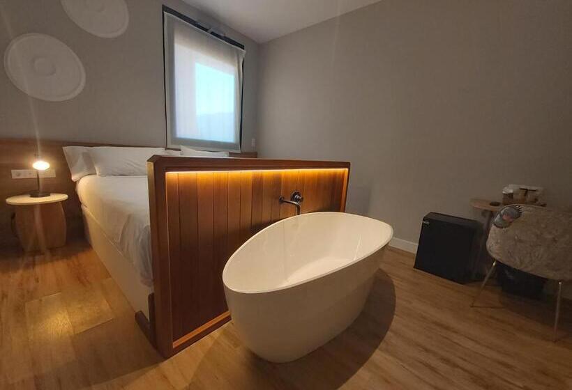 اتاق لوکس, Habital Suites