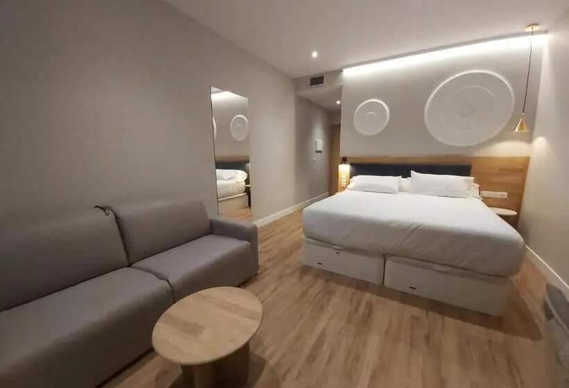 デラックスの４人部屋, Habital Suites