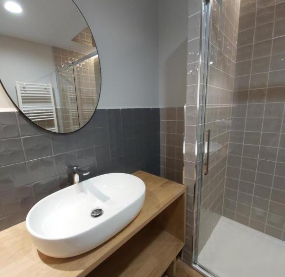 デラックスの４人部屋, Habital Suites