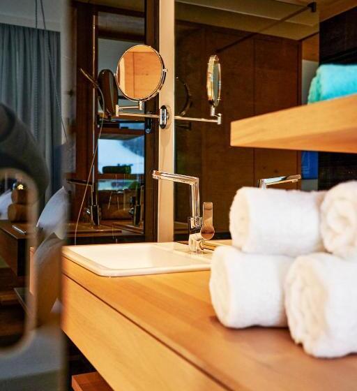 سوییت جونیور با بالکن, Morgenzeit Natürlich.bed&brunch