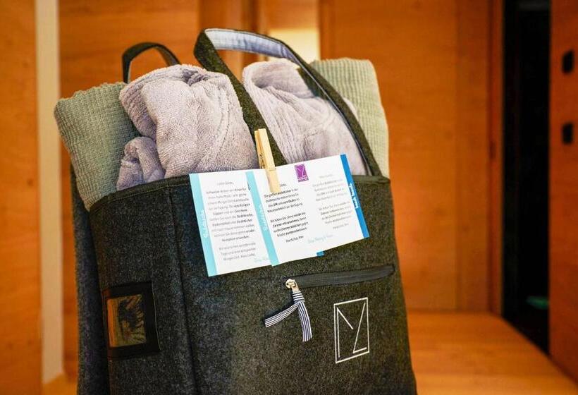 سوییت جونیور با بالکن, Morgenzeit Natürlich.bed&brunch