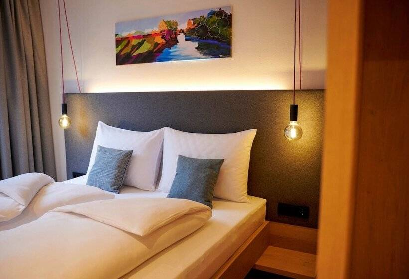سوییت جونیور سوپریور, Morgenzeit  Natürlich.bed&brunch