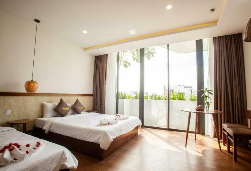 اتاق استاندارد چهارنفره با بالکن, Luu Ngai Condotel Quy Nhon