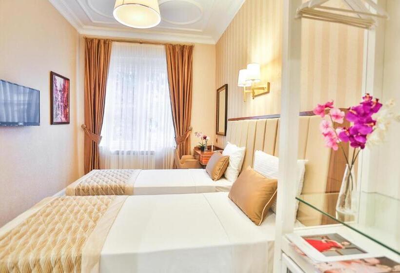 اتاق استاندارد, Hanende